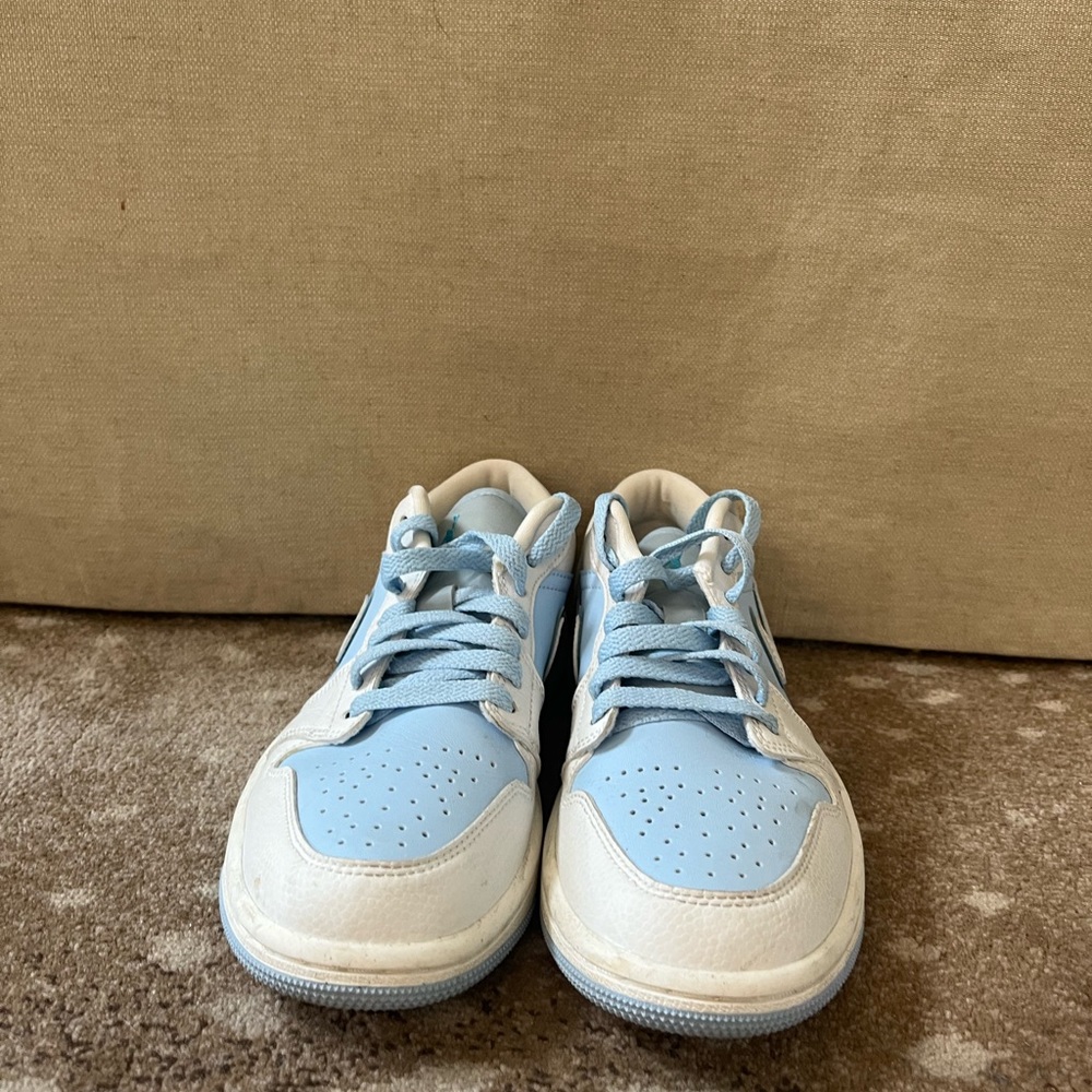 Nike Air Jordan 1 Retro Low WMNS “Ice Blue/Powder Blue” 2023